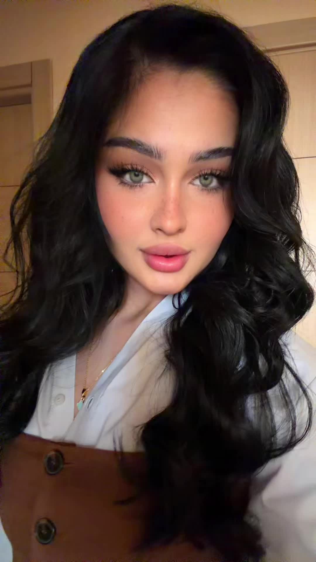 @sellaimova