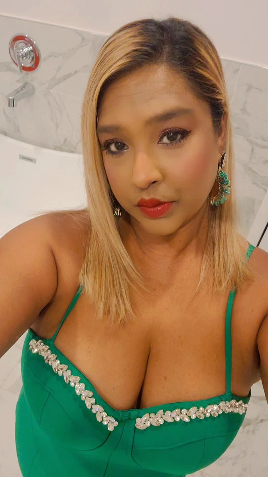 @Sherry 🌴 💕 🥂