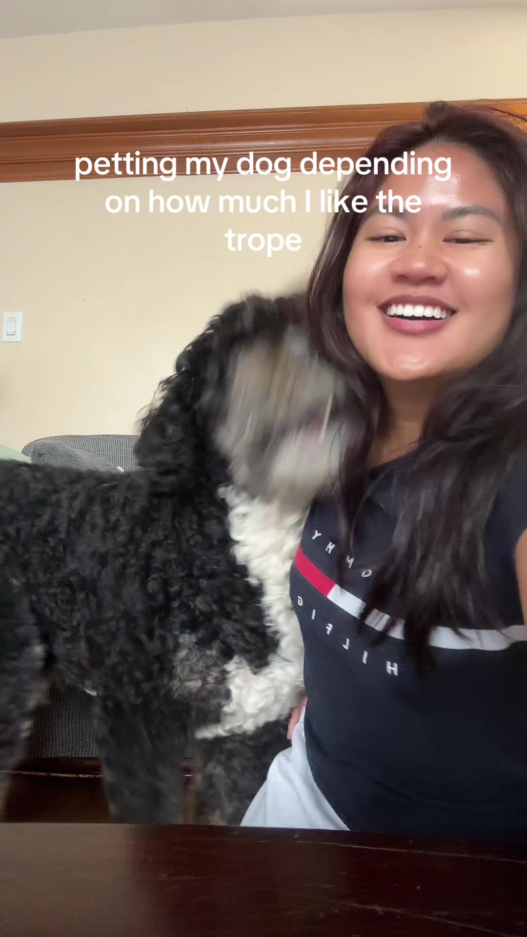 @nikkireadsncries