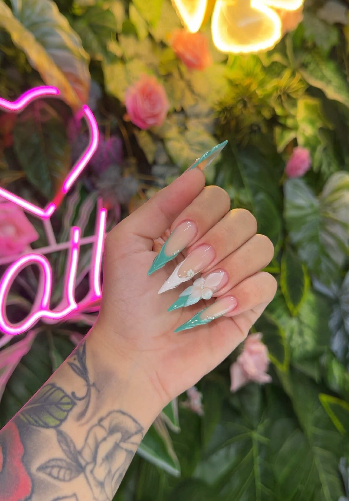 @Nath Machado Nails