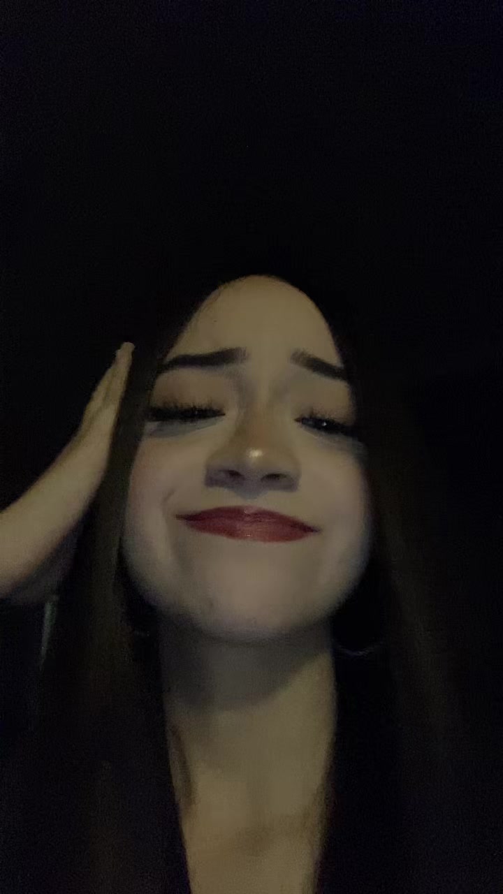 @𝐹𝑒𝑟𝑛𝑎𝑛𝑑𝑎.