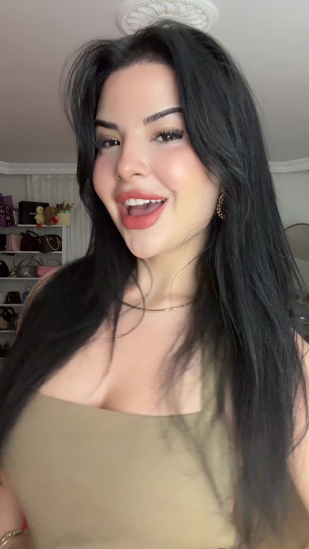 @yeliizdemiirr