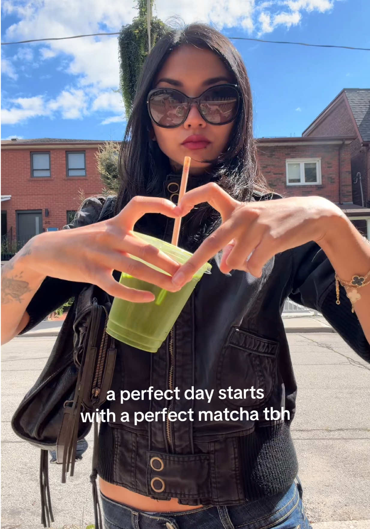 @LipBiteEmoji