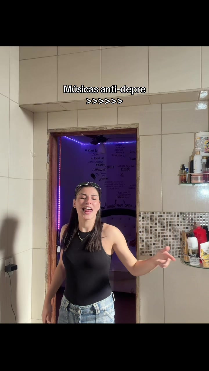 @Eu_Mell🐝🍯