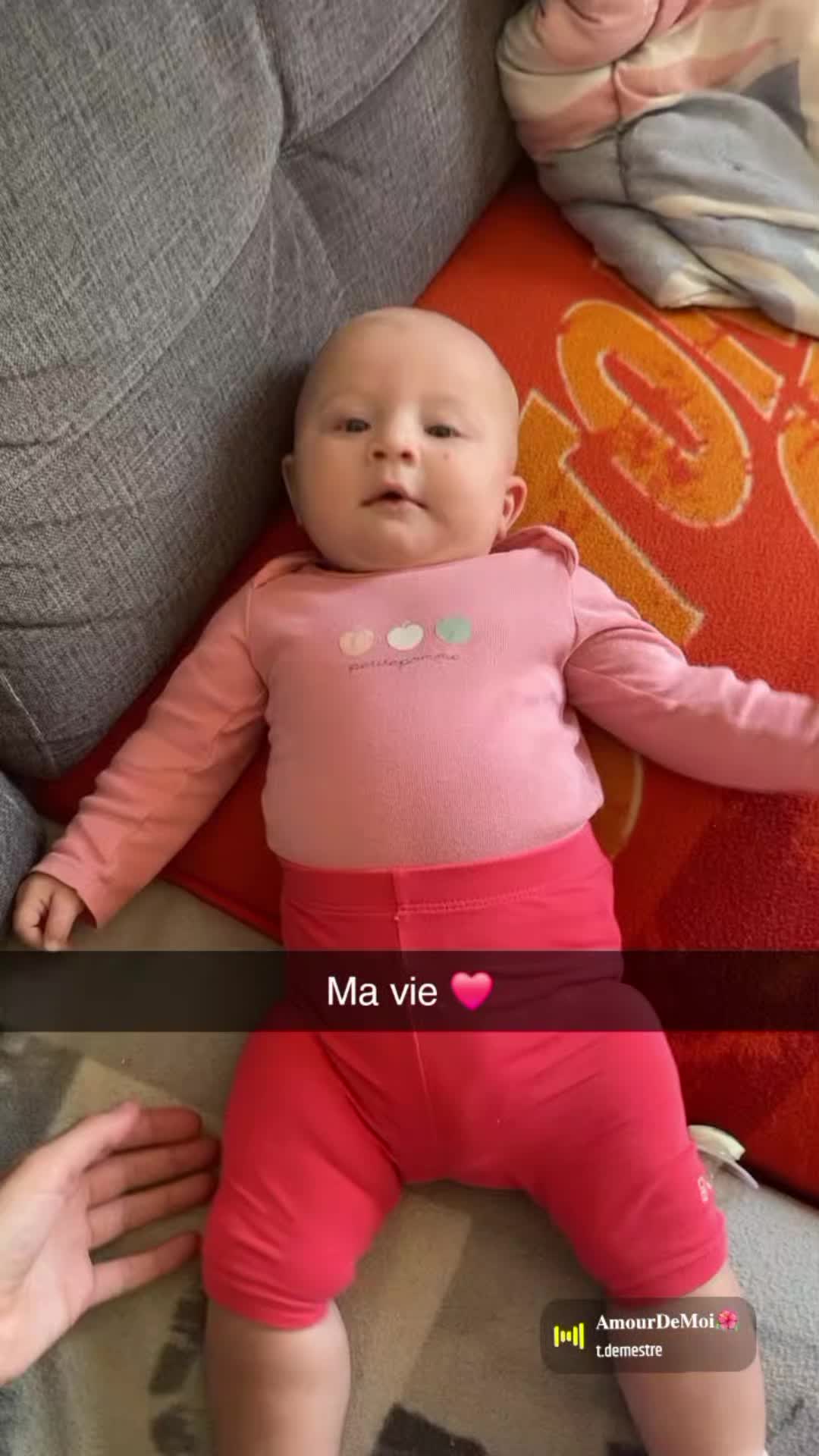 @Mad'moiselle_laura
