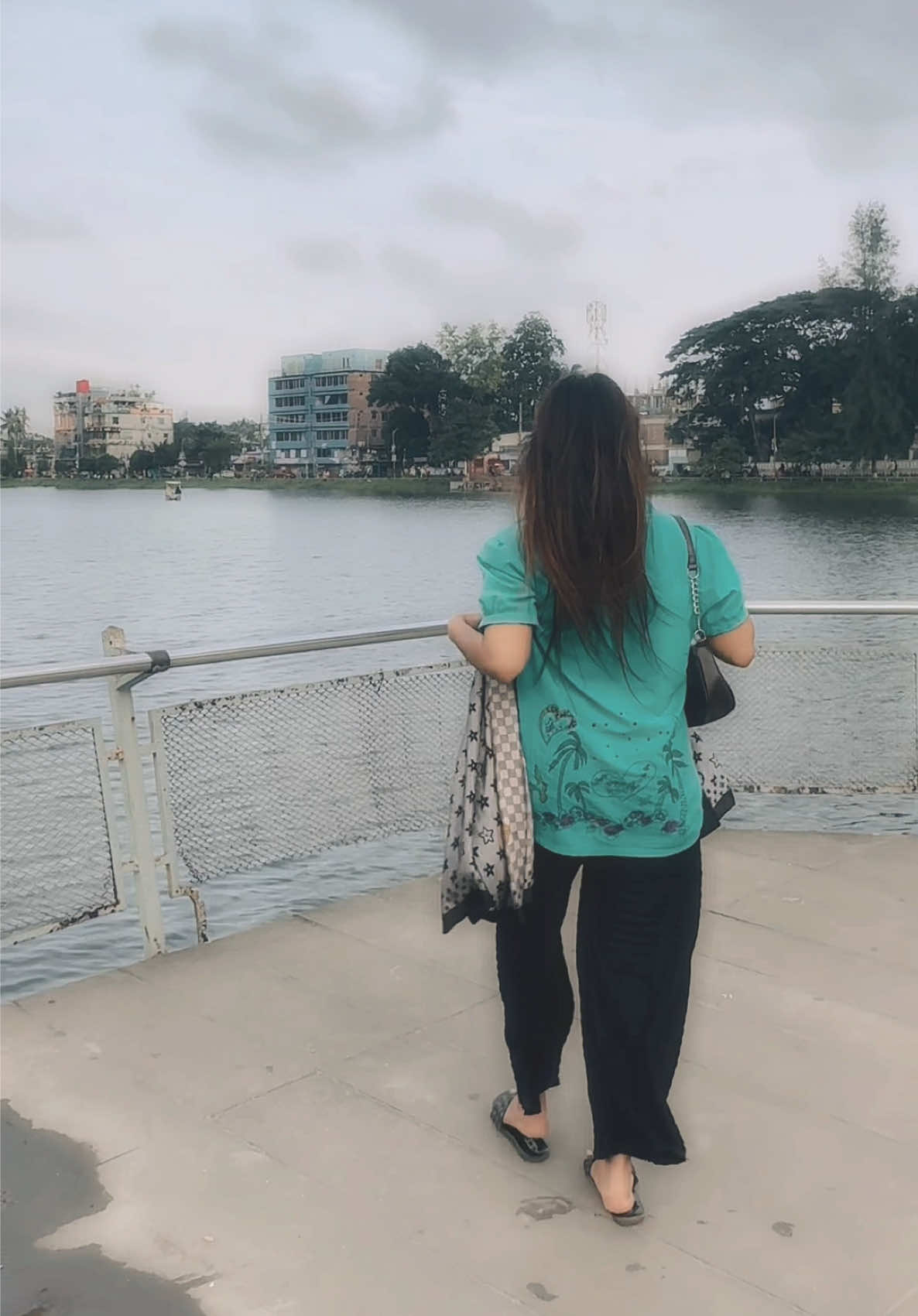 @Urmi_Talukder 🦋