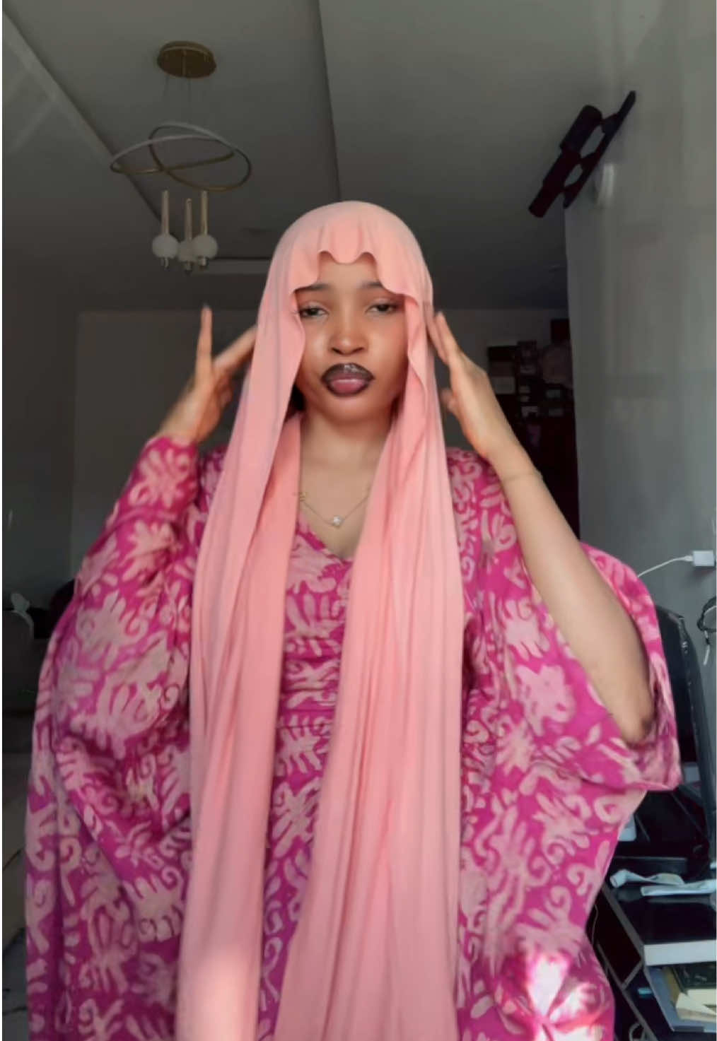 @Aibinuola🍒🌸