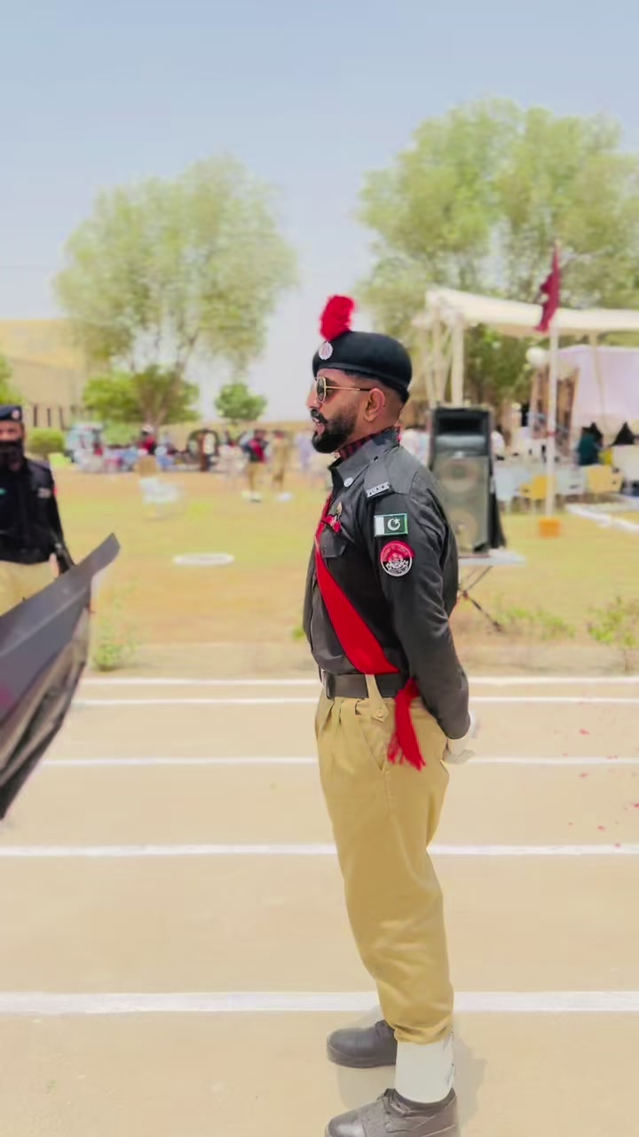 @🚓سندھ پولیس🚨