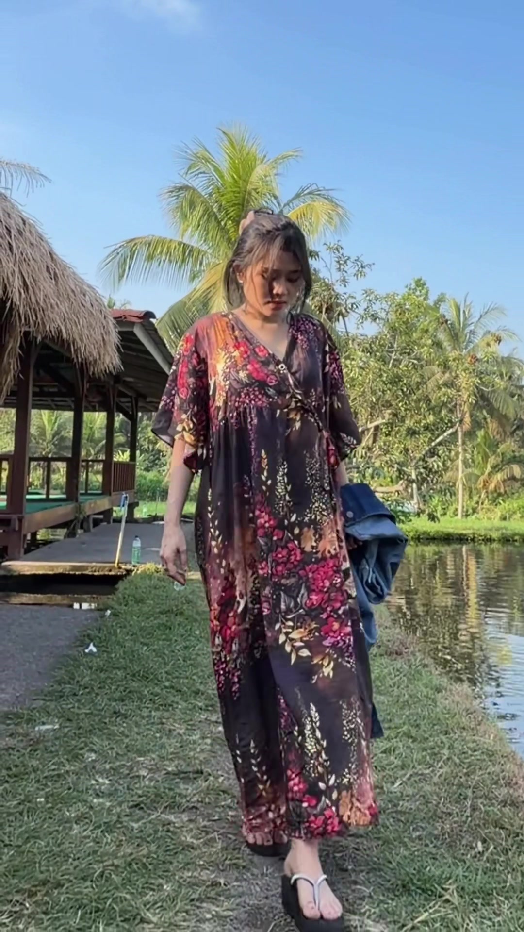 @Mey Collections