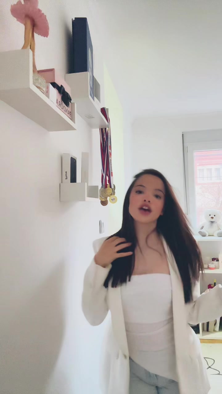 @hanaaa