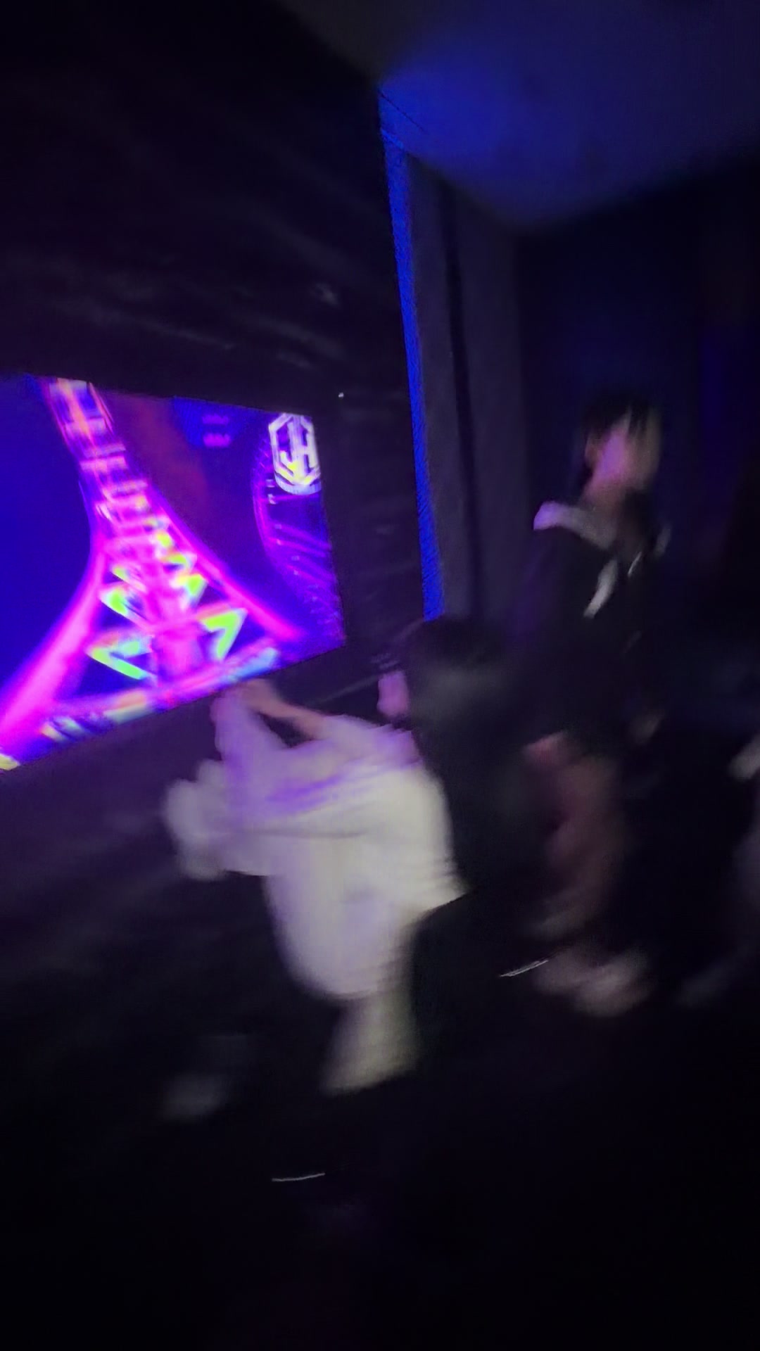 @米娜