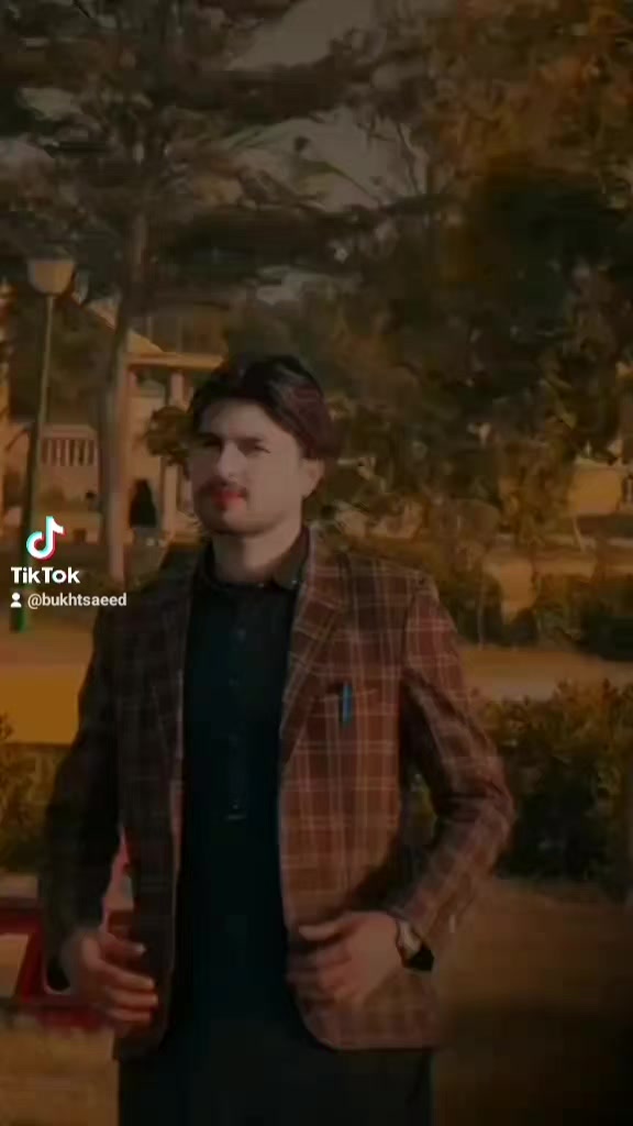 @🥰 BukhtSaeed khan احن حیل