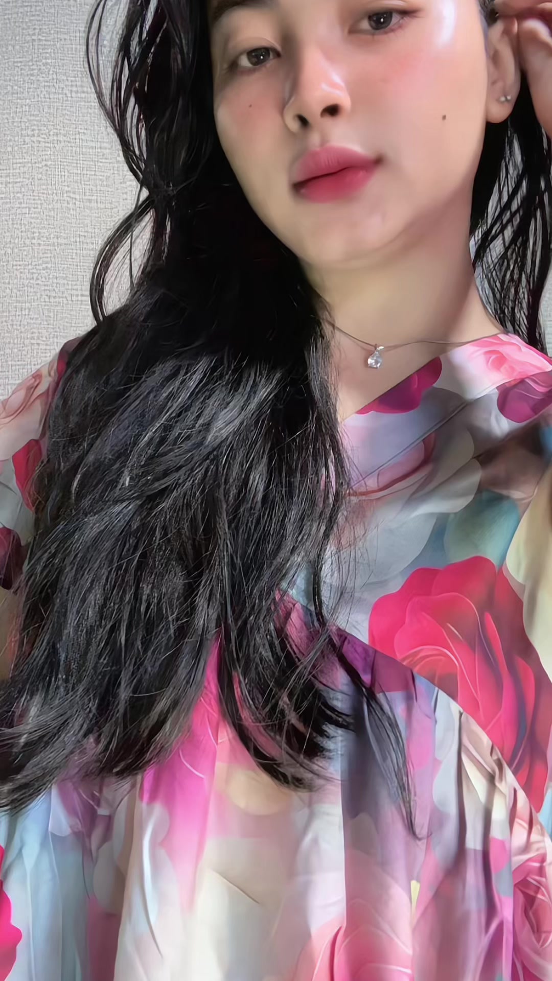 @Tania_