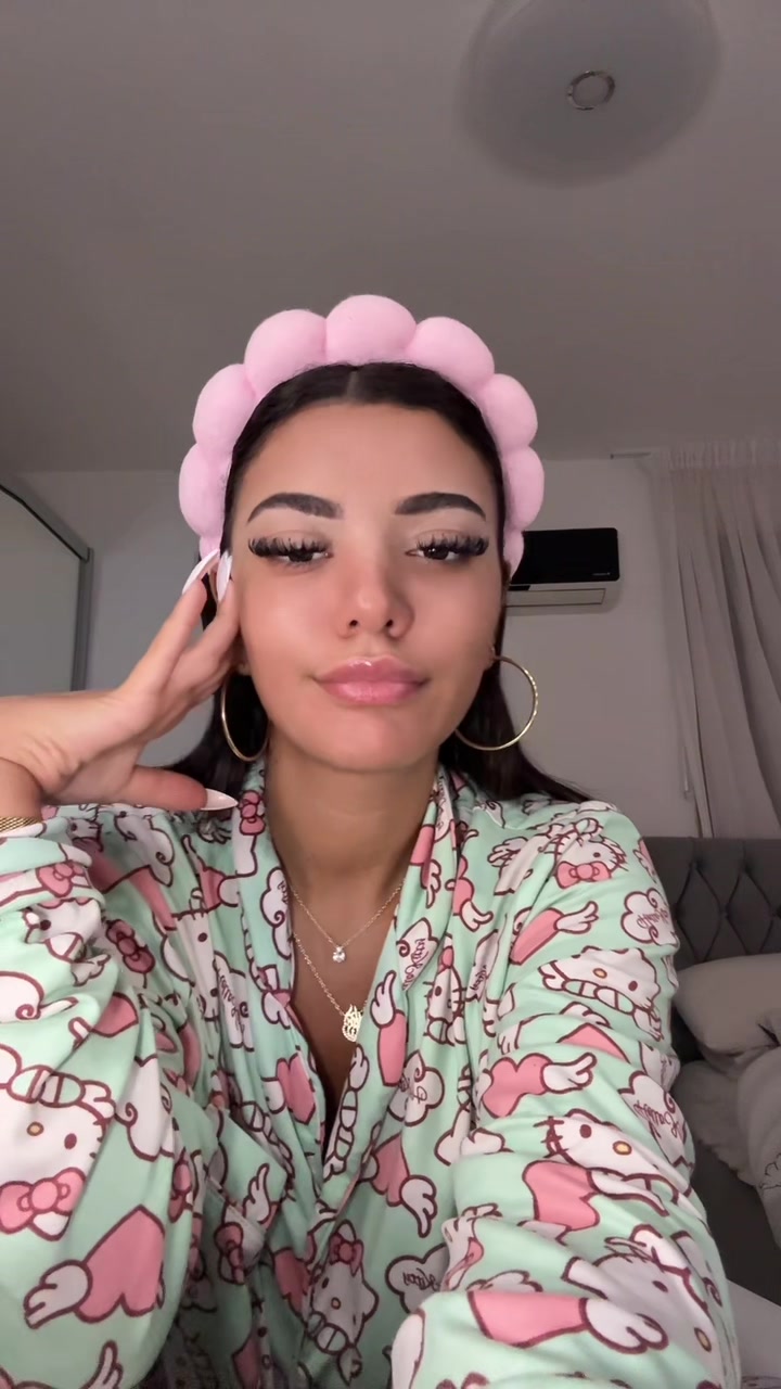 @Hodaya_elkaslasi
