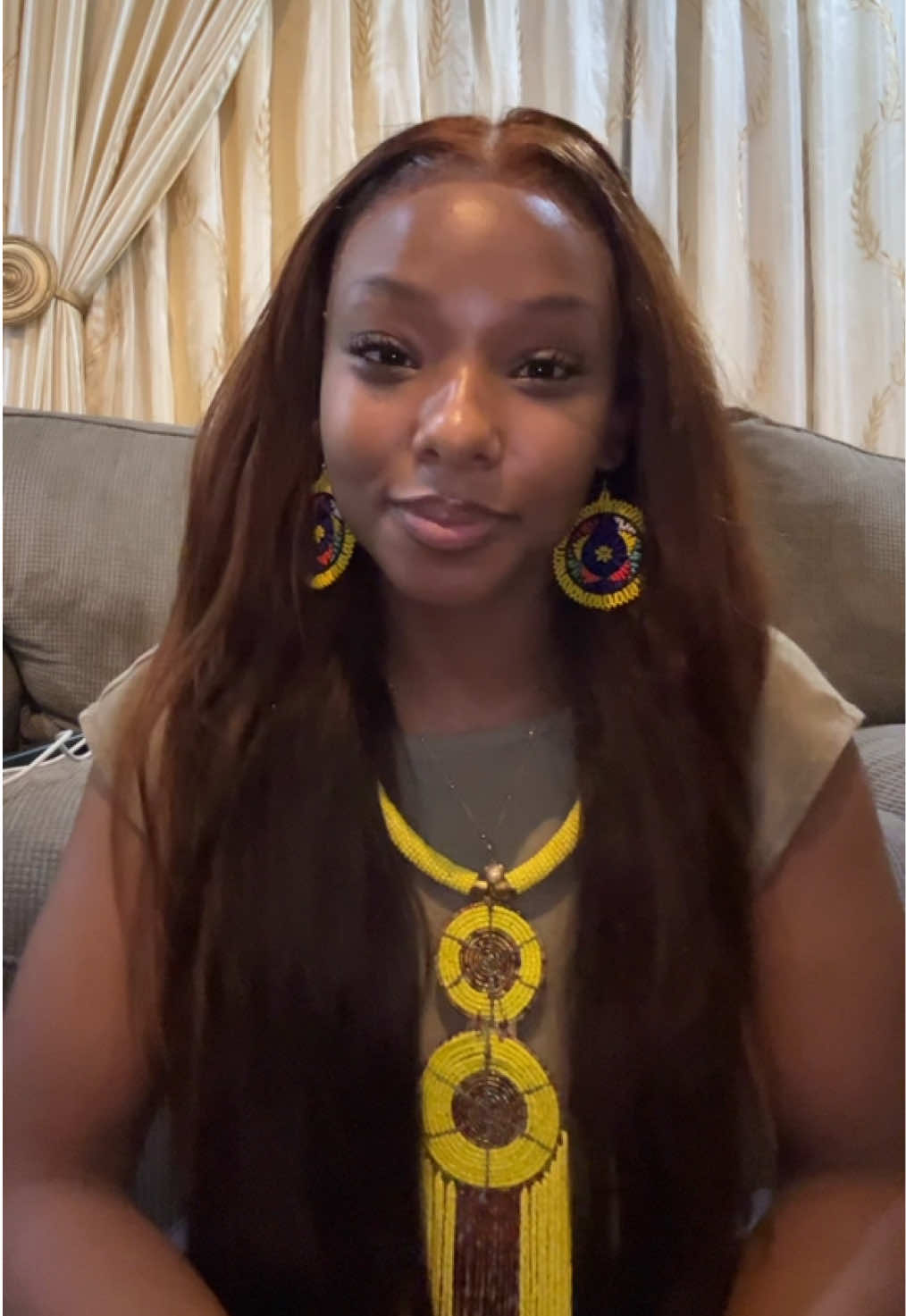 @KhanyaMzobe
