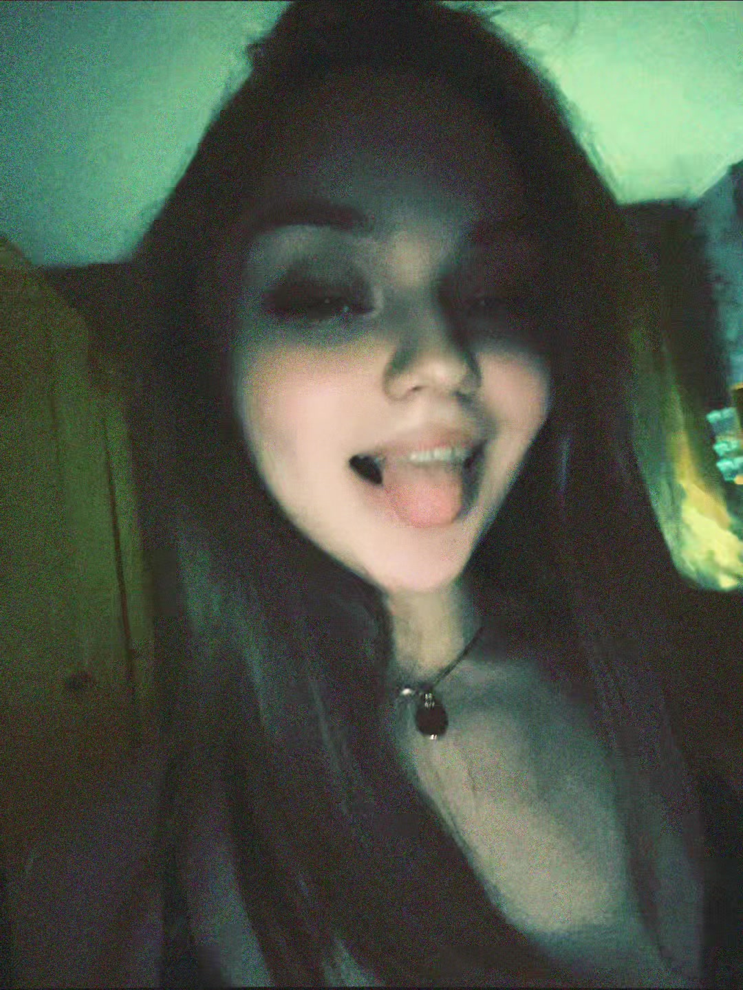 @Дашулик😋