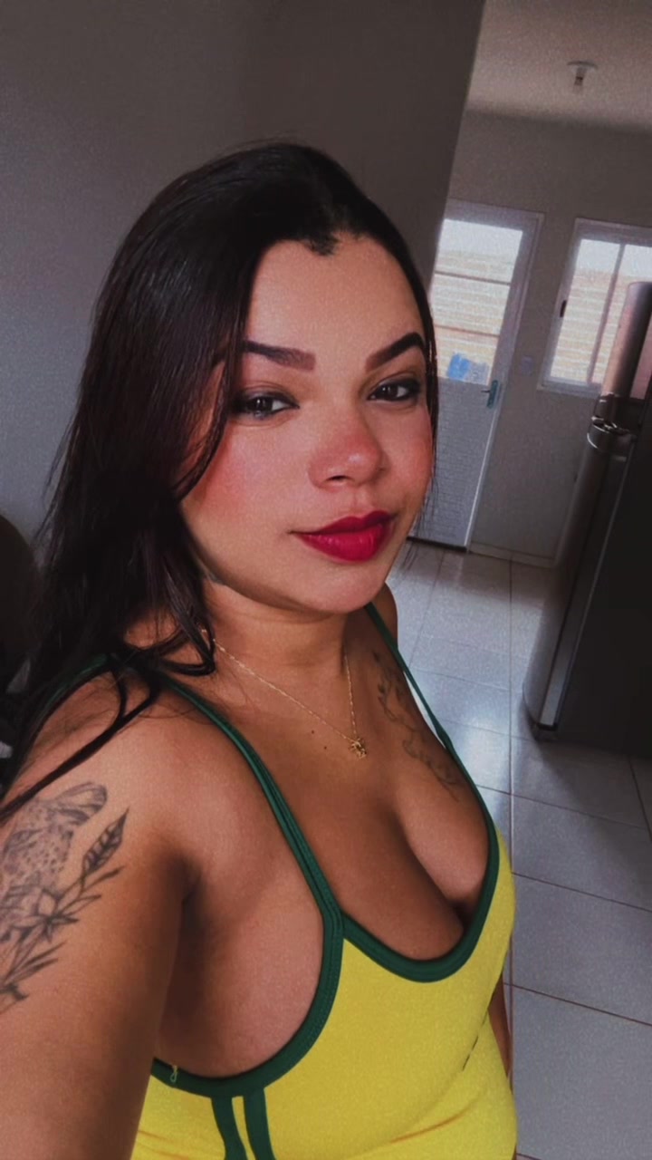 @taissafernanda