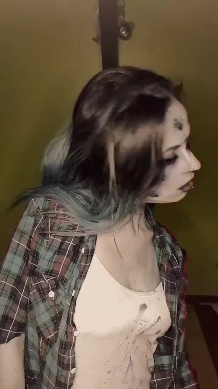 @Luna