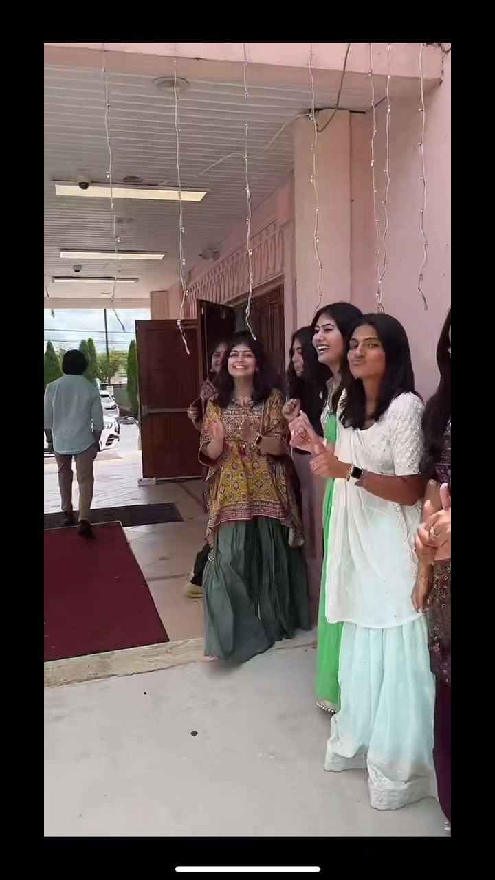 @Khushi