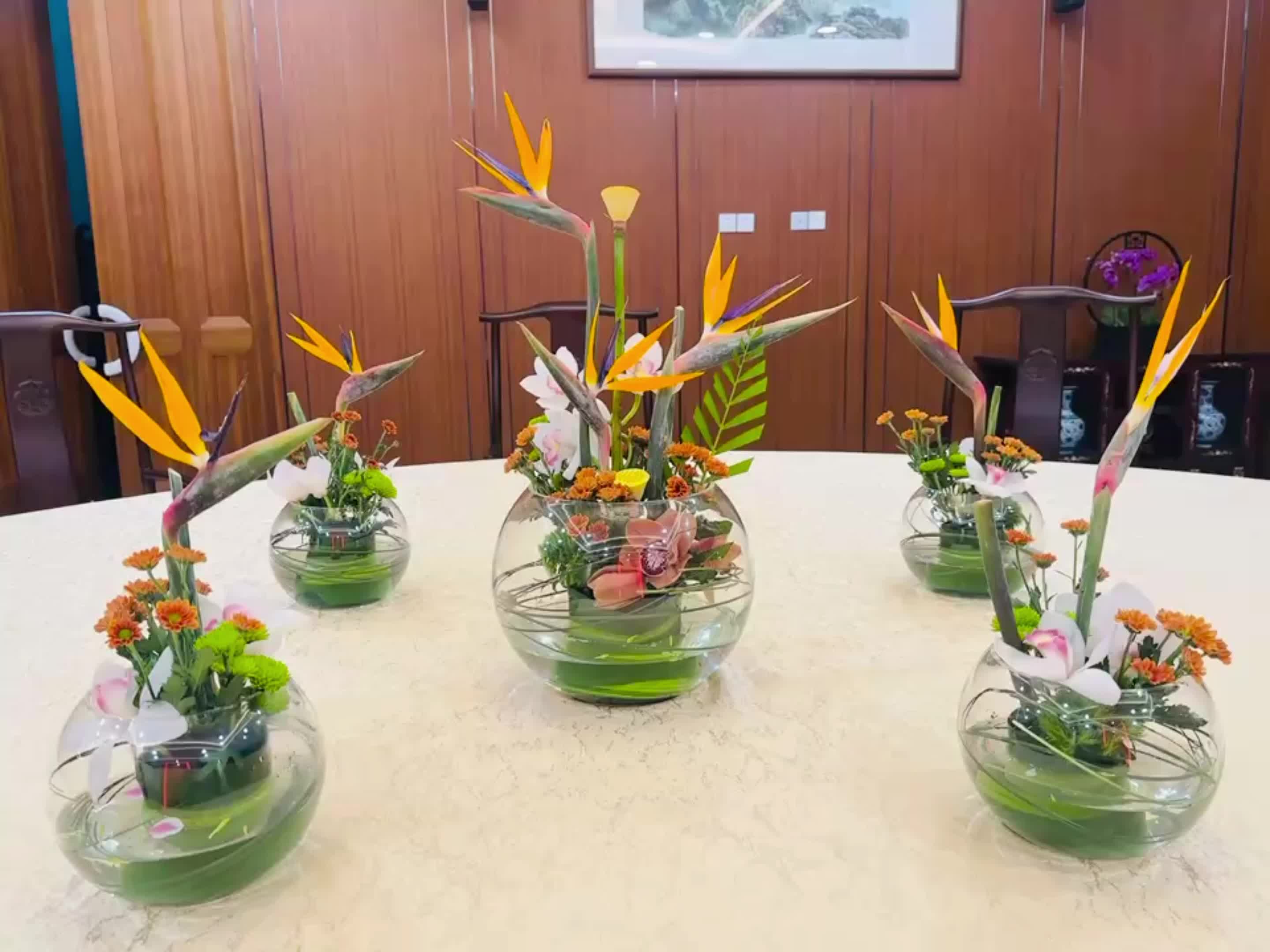 @flowergiftcenterdubai
