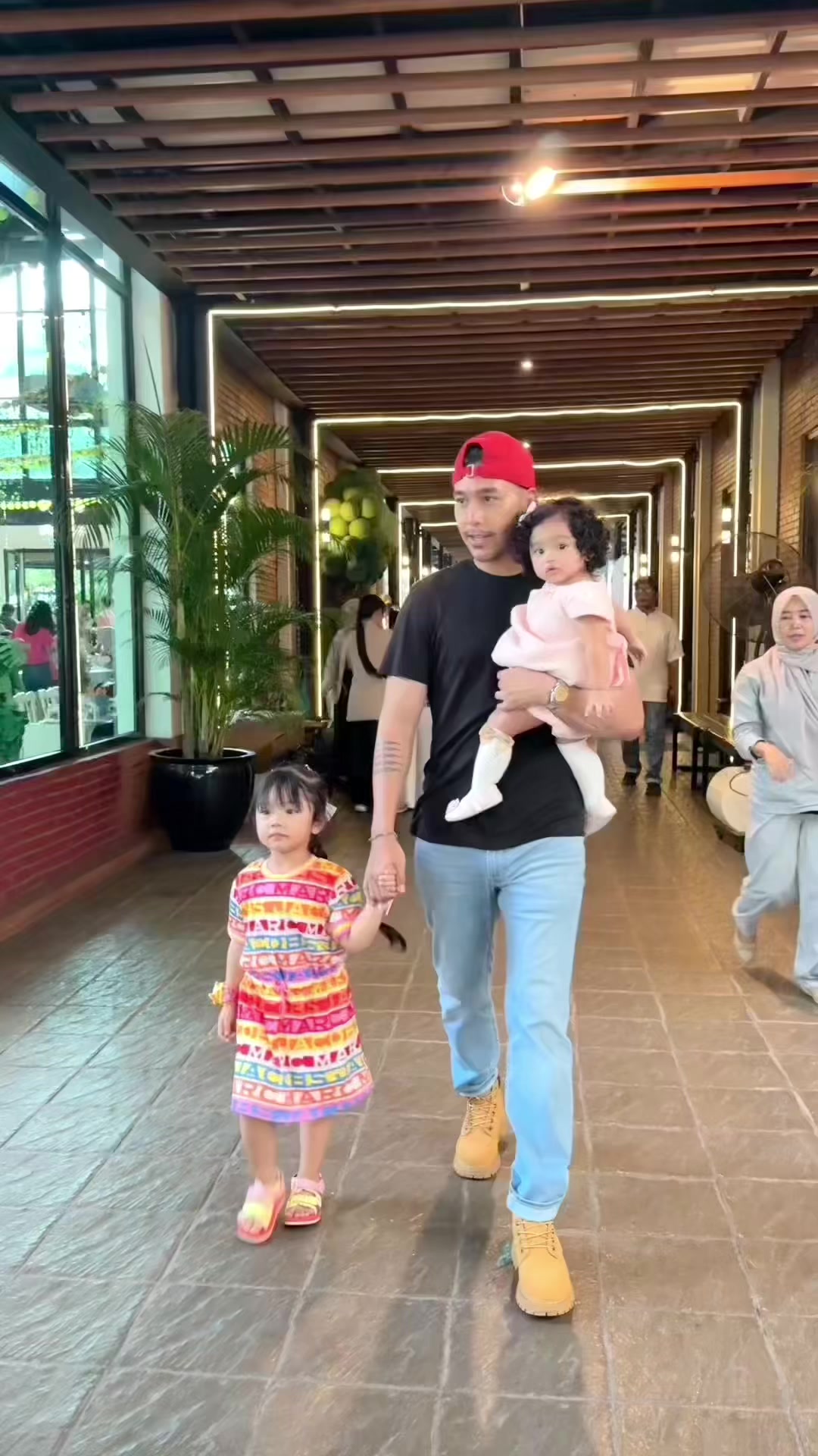 @KrisJiana & Siti Badriah