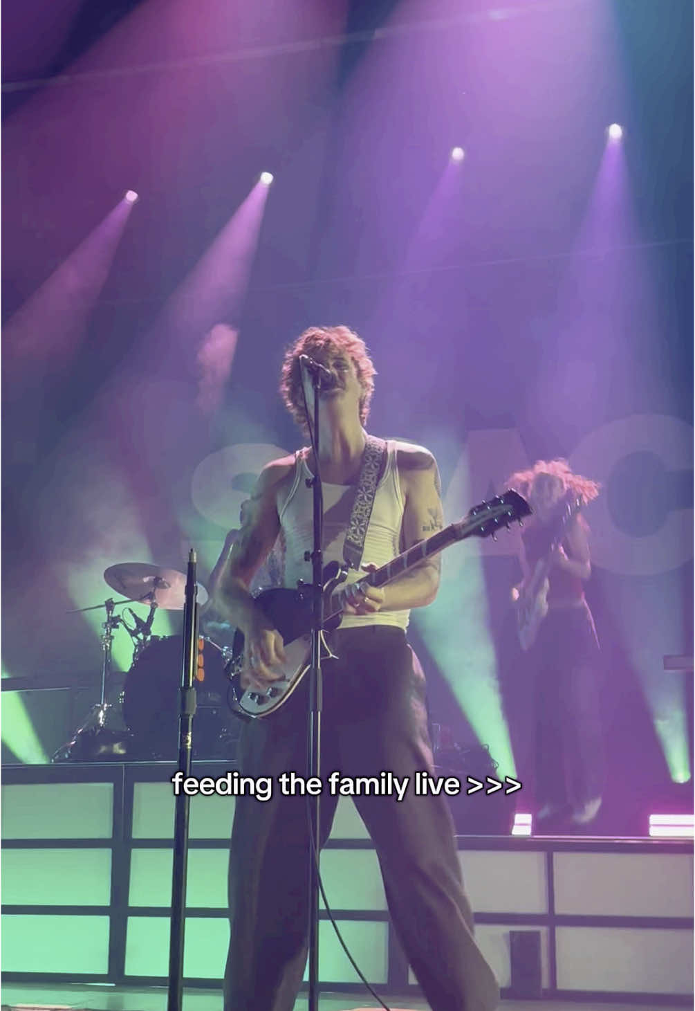 @ℰ