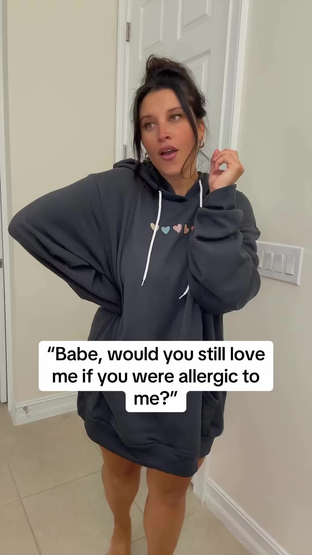 @Giant Hoodies