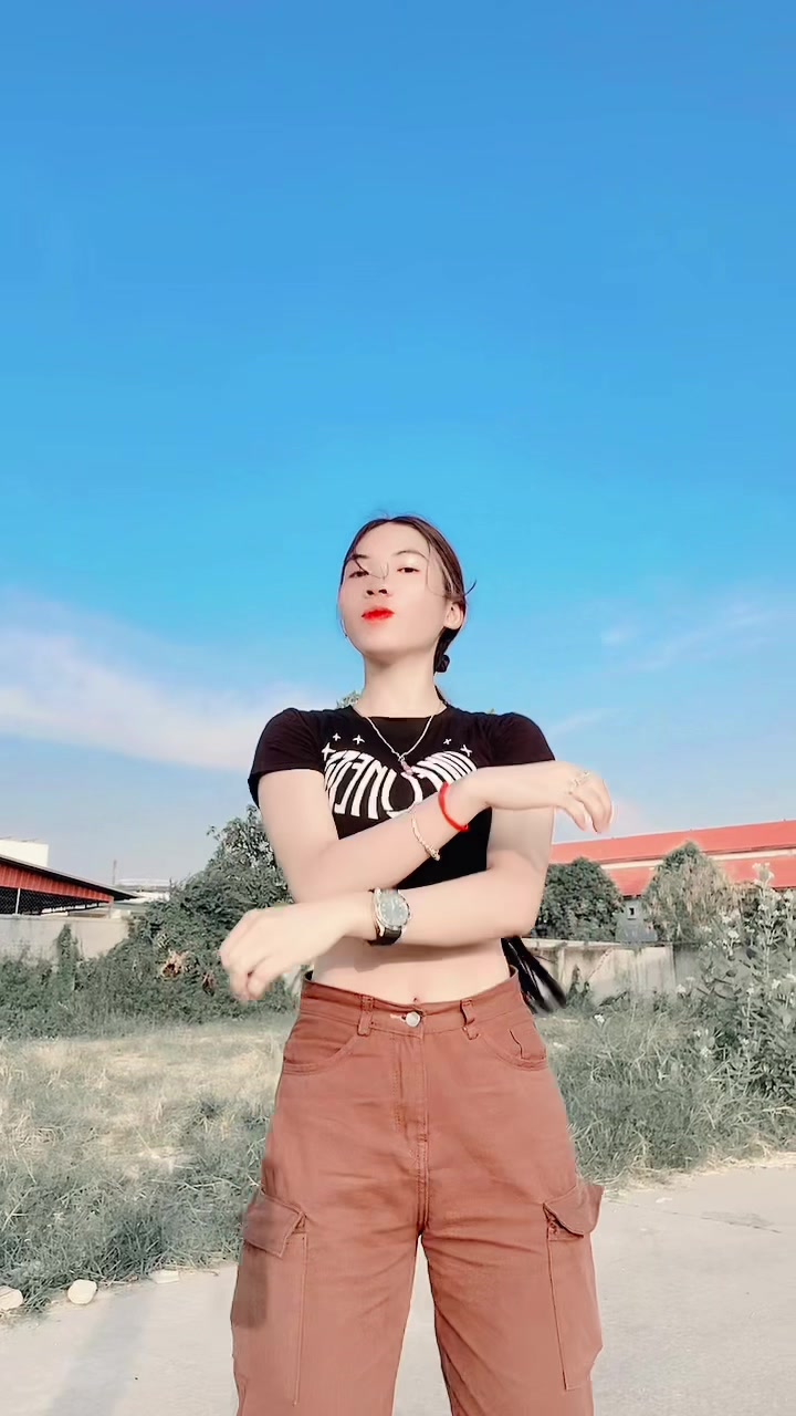 @ŁY ŃY...