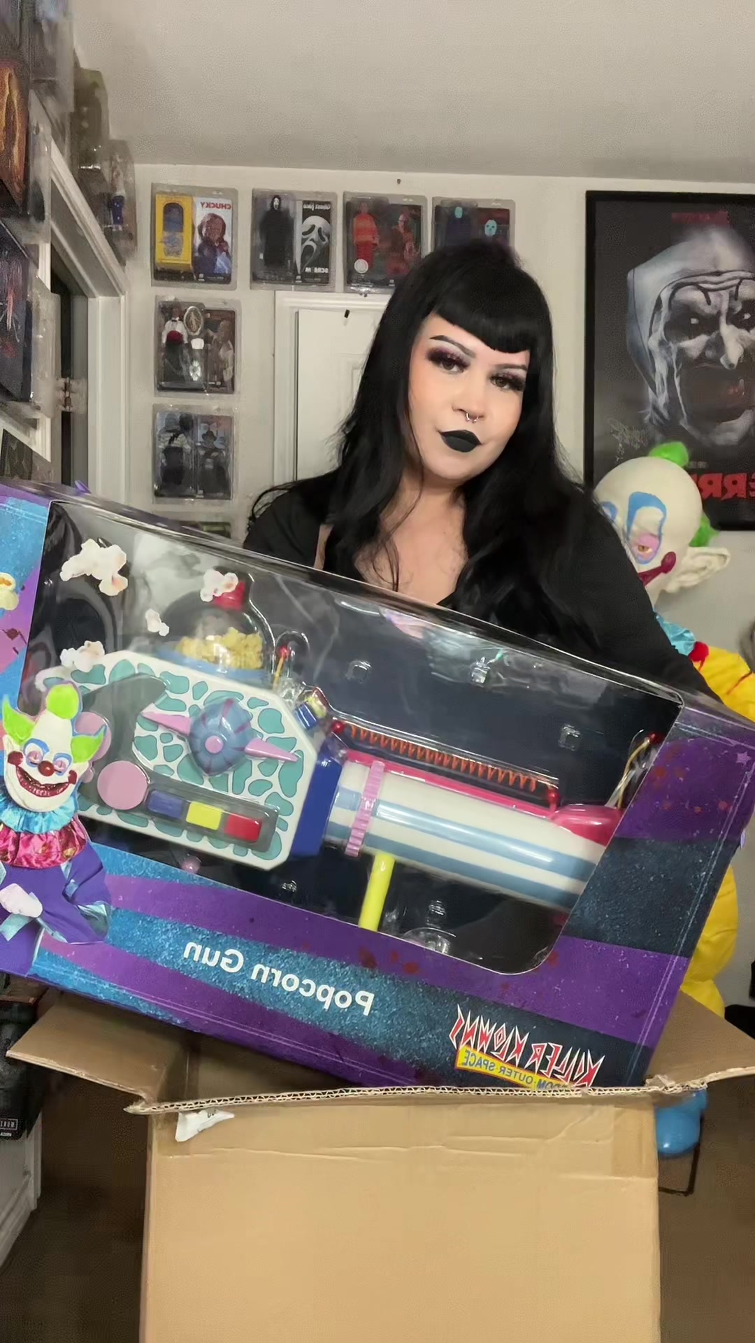 @lori_horror