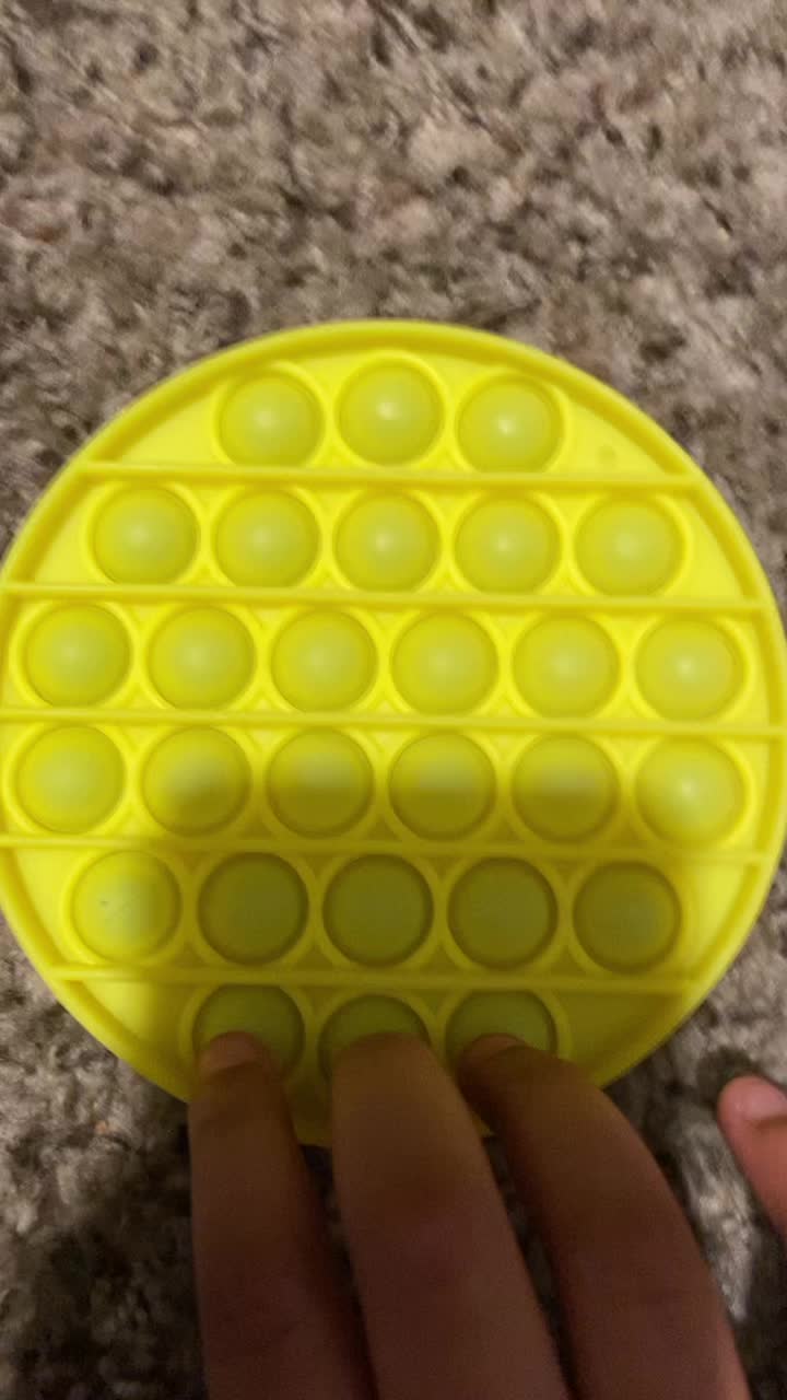 @UhM dId YoU bReAk My FIDGETS-