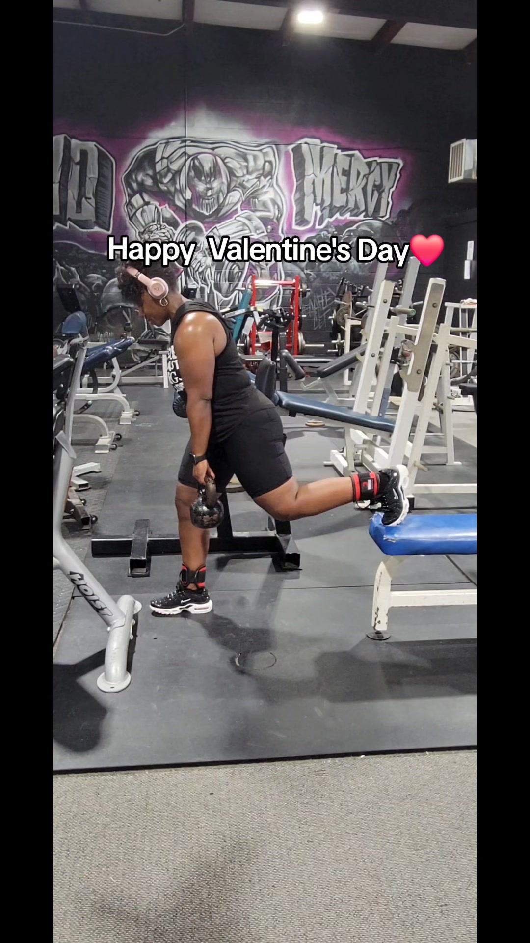 @Curvy Fitness Apparel Brand