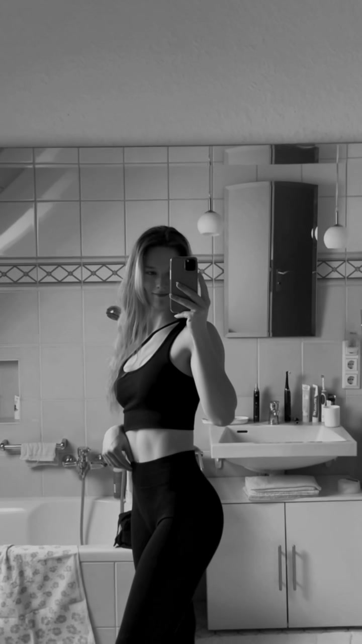 @Ally 🦋