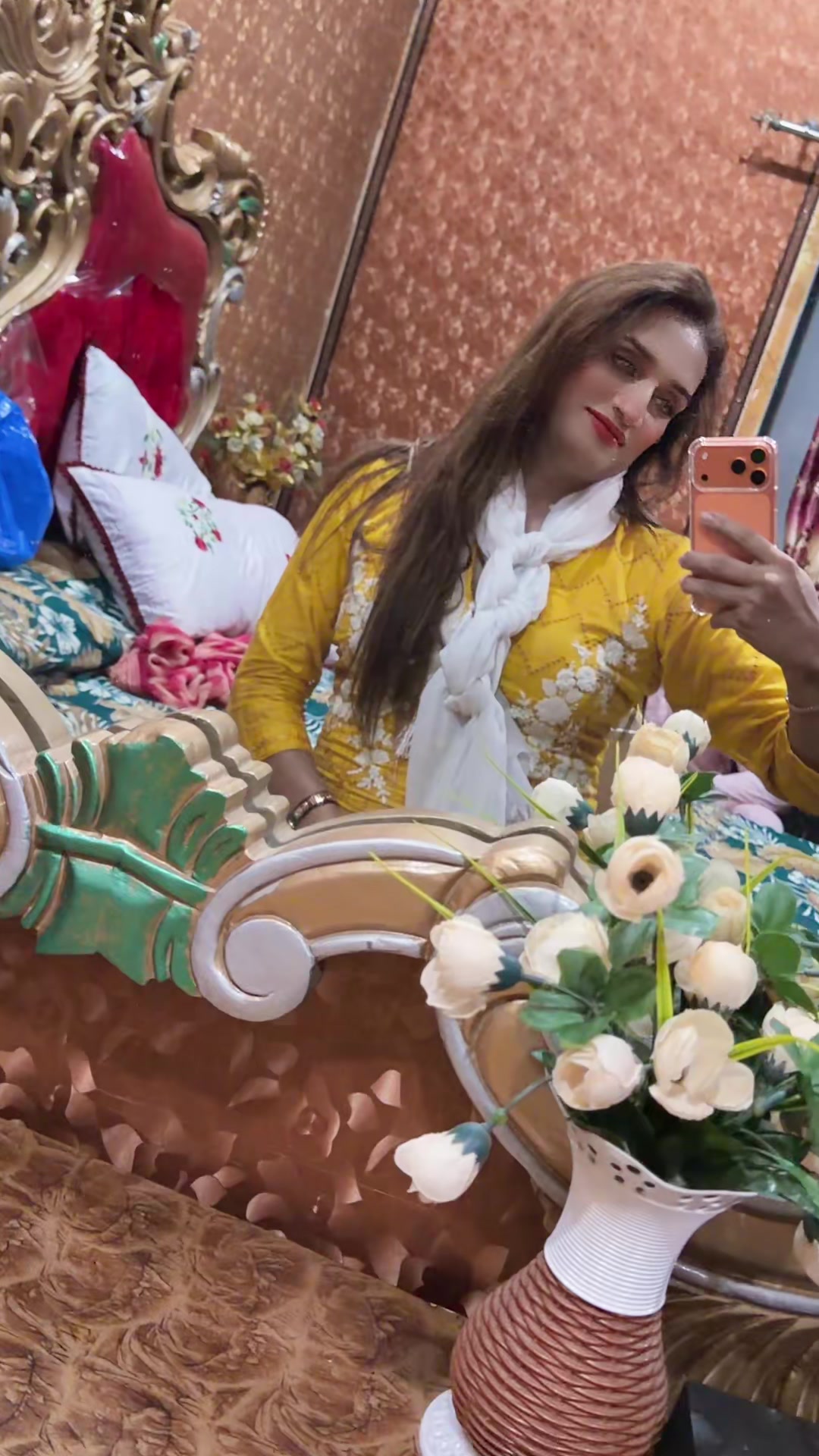 @Kami_Bulbul