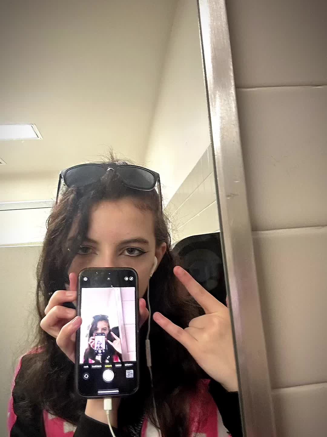 @Editshit._.poster