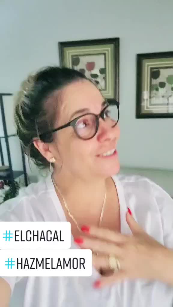 @Idania