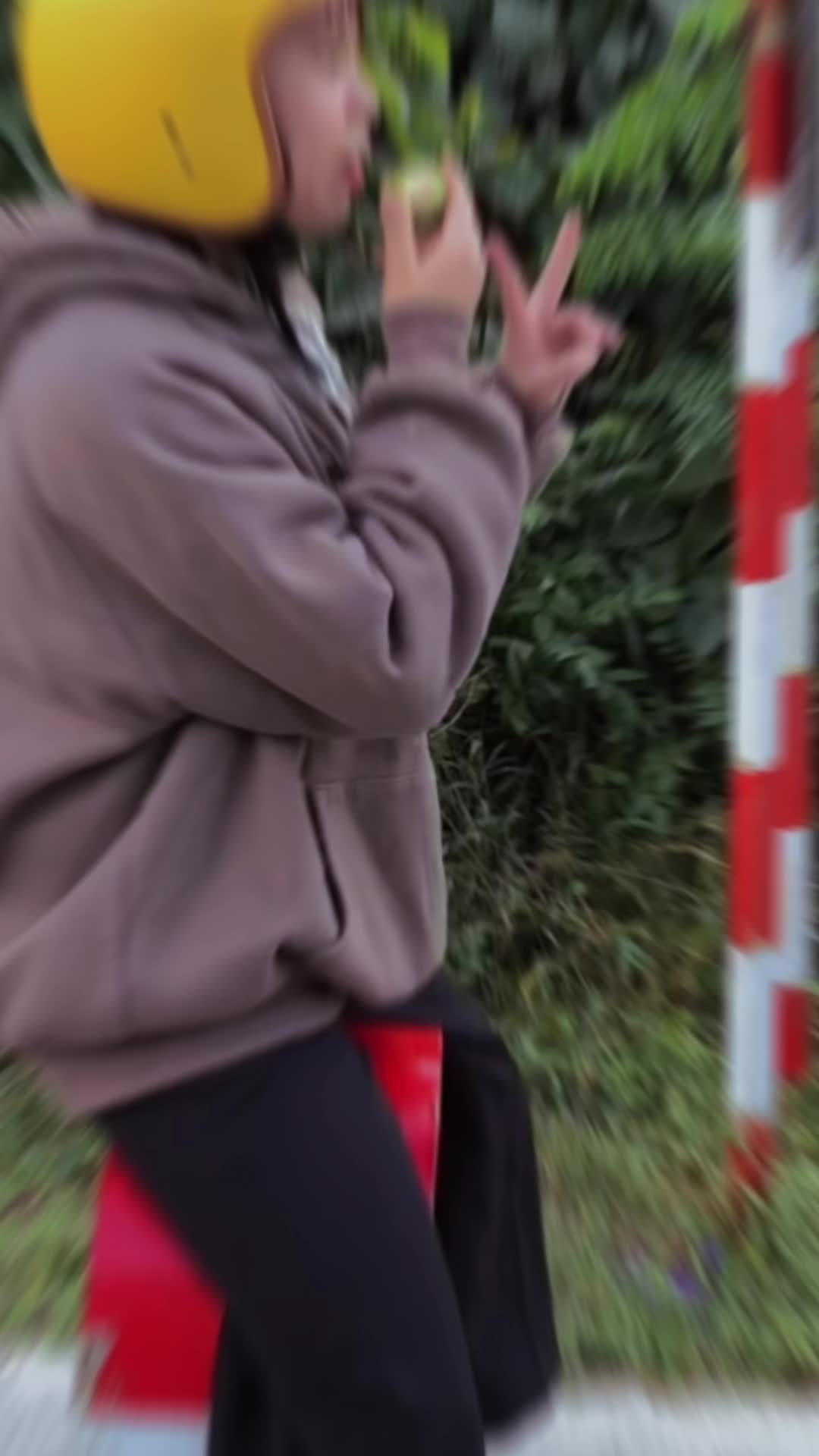 @Em Y&ecirc;uu