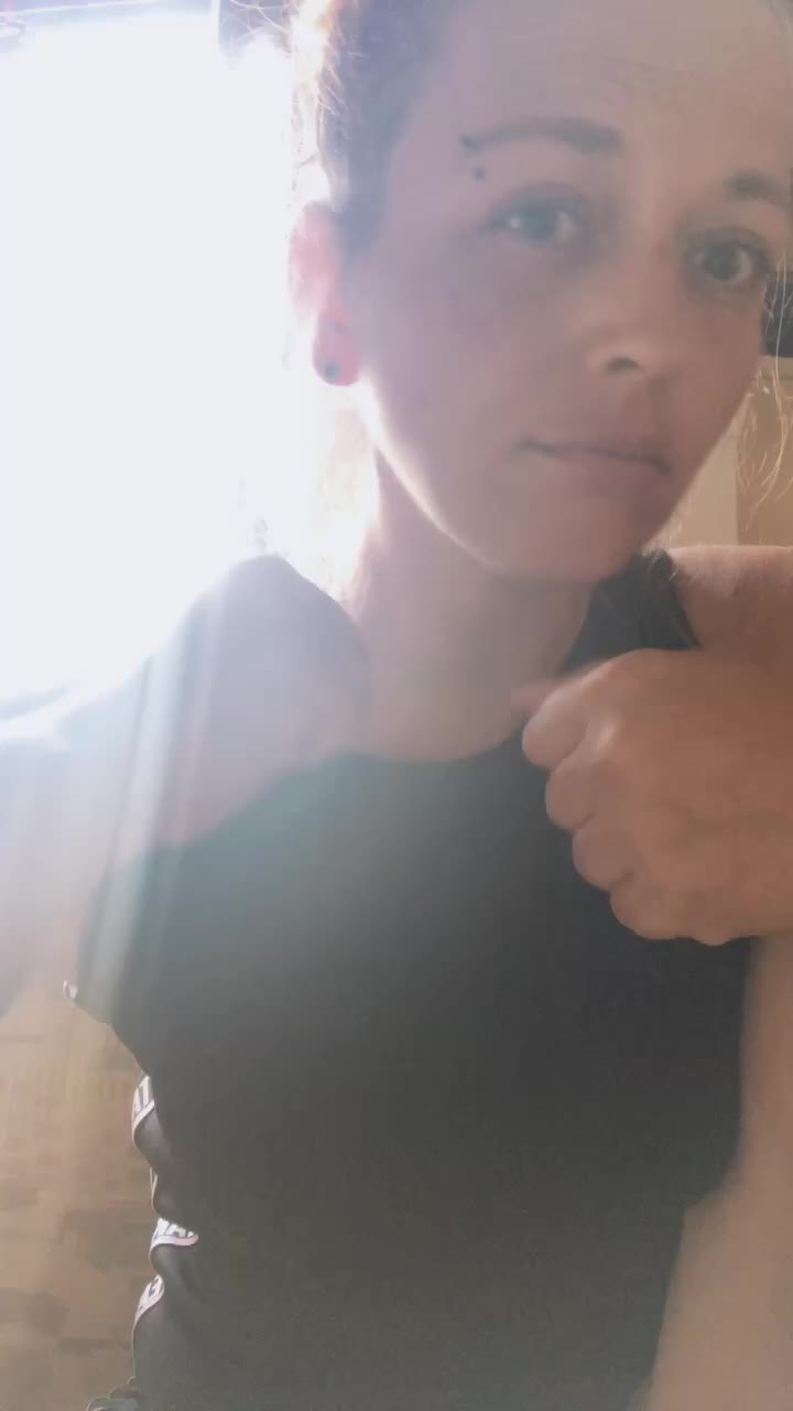 @alyssaj
