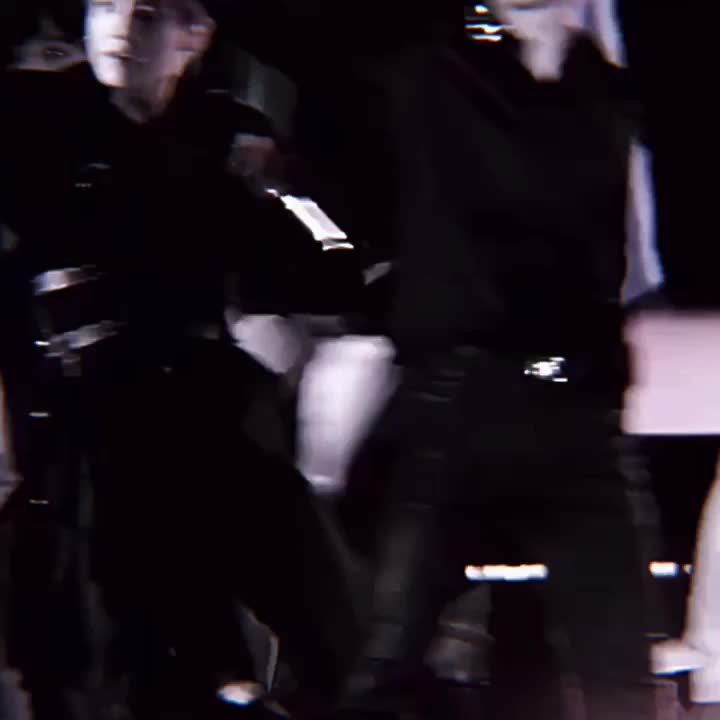 @𝐁𝐓𝐒♕