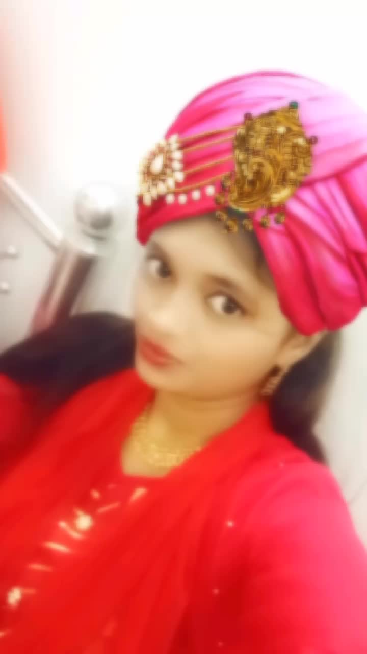 @Maya Khan