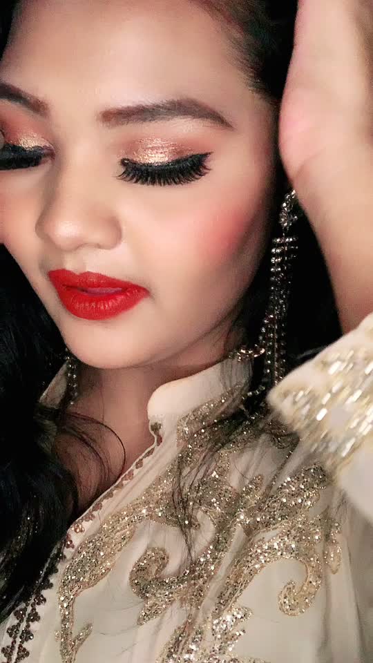 @nisha Khan
