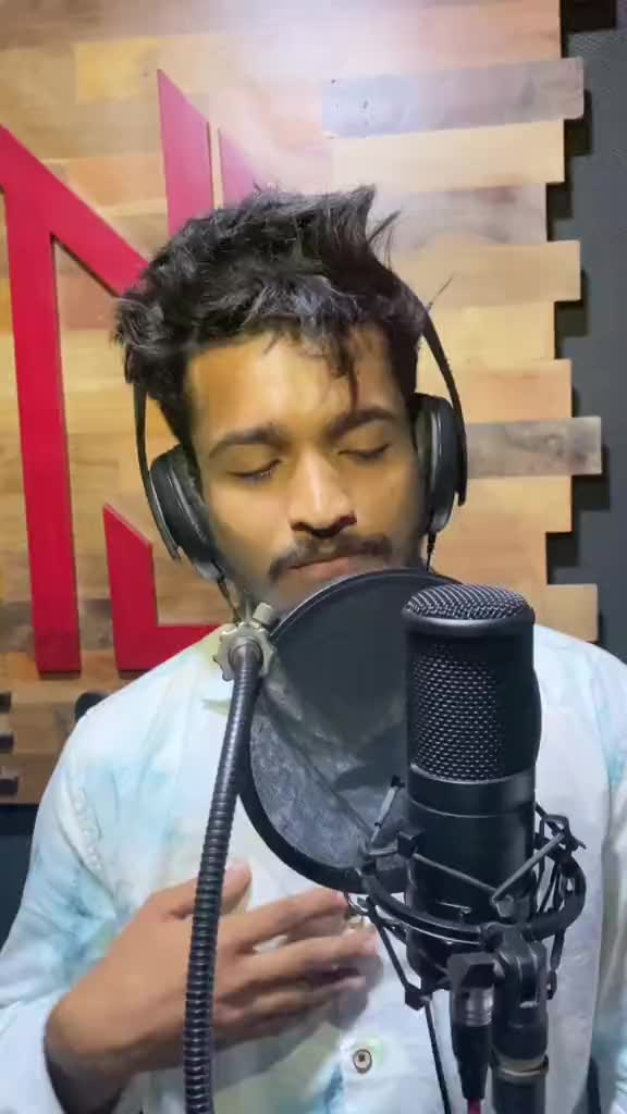 @🆄🆂🅷🅰🅽 🎼