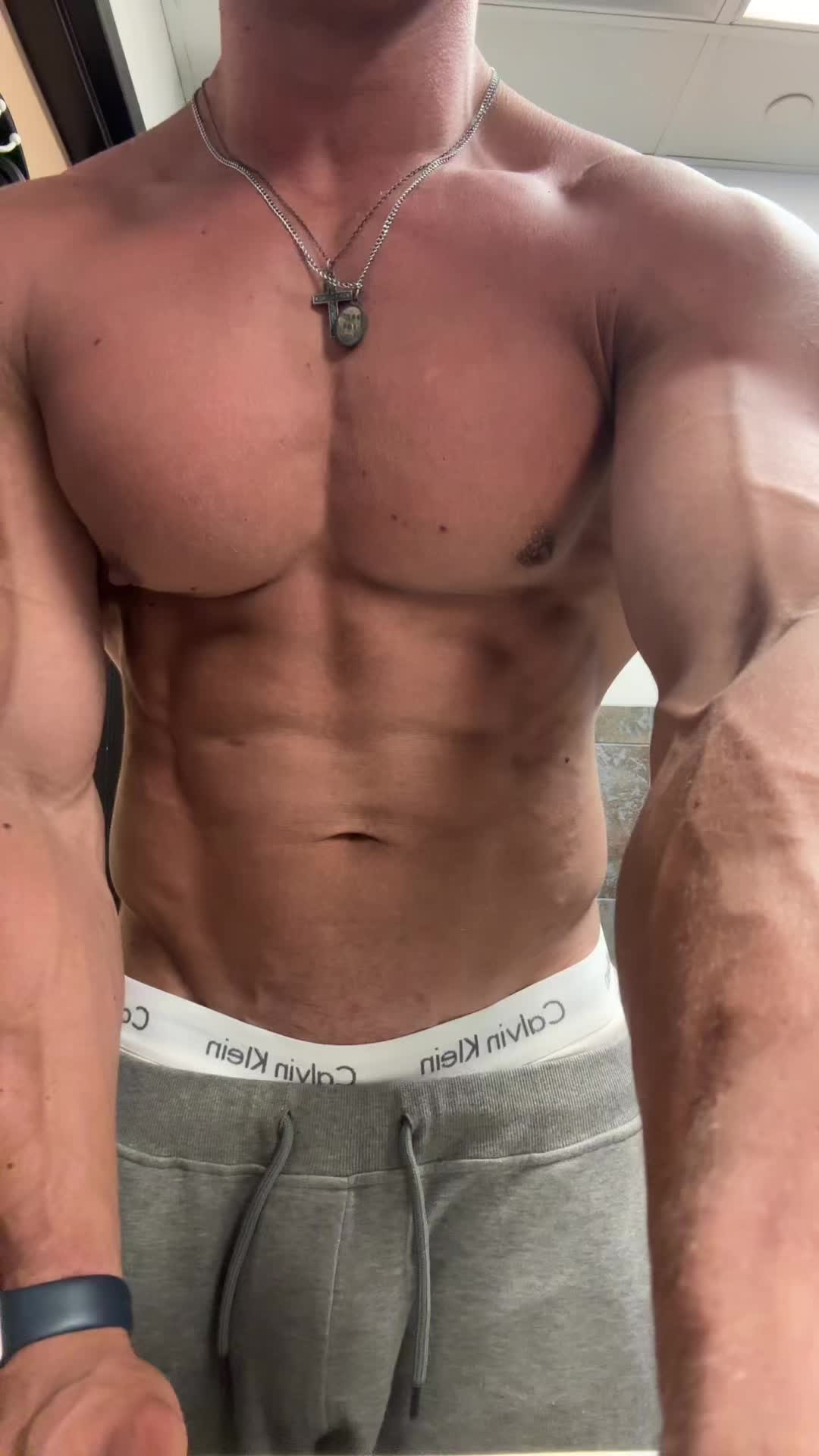 @alphadscott1
