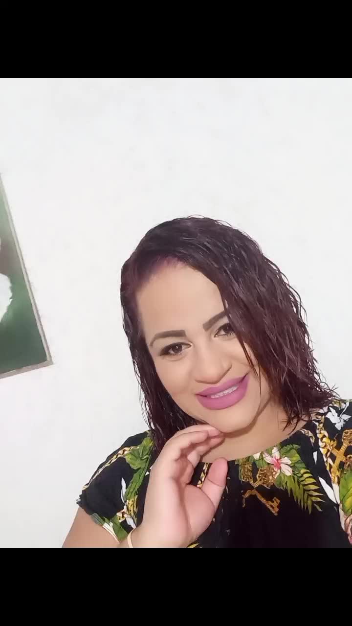 @D&eacute;bora
