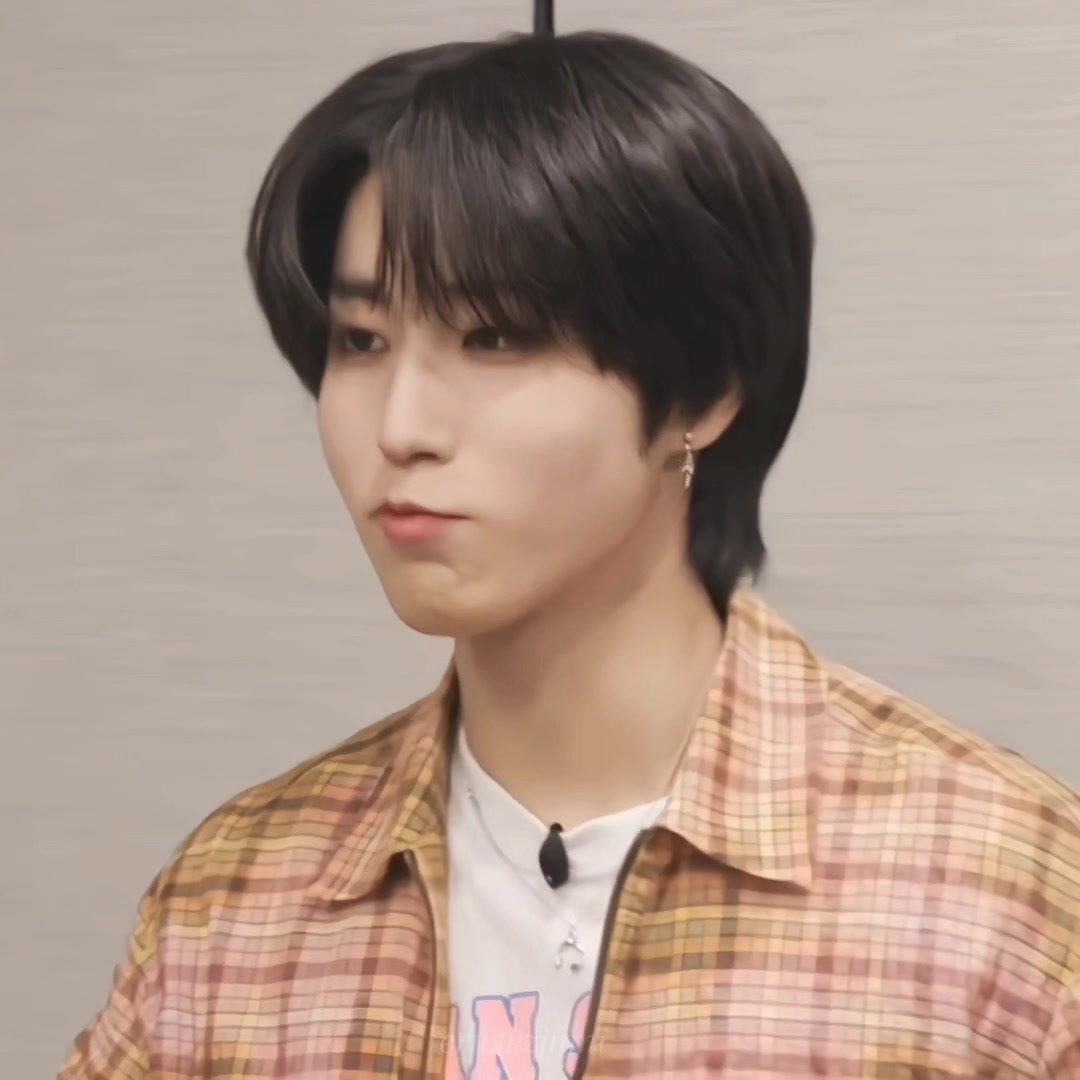 @𝐄𝐫𝐮