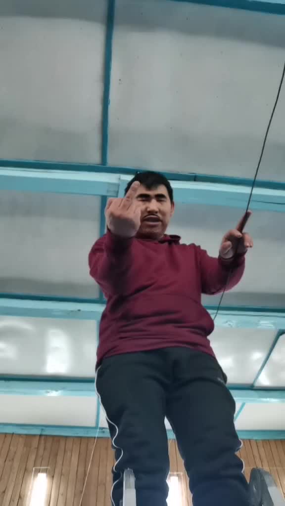 @Михаил Неустроев