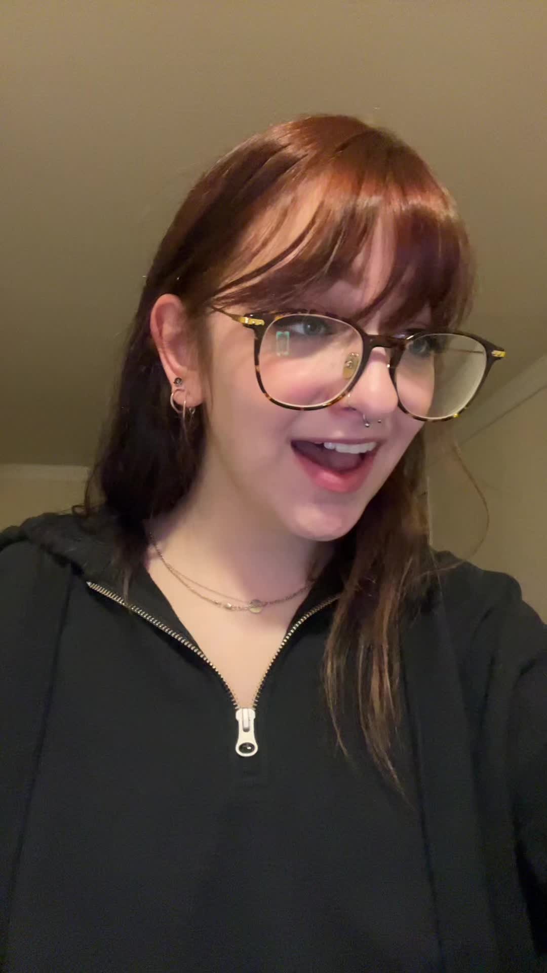 @:D