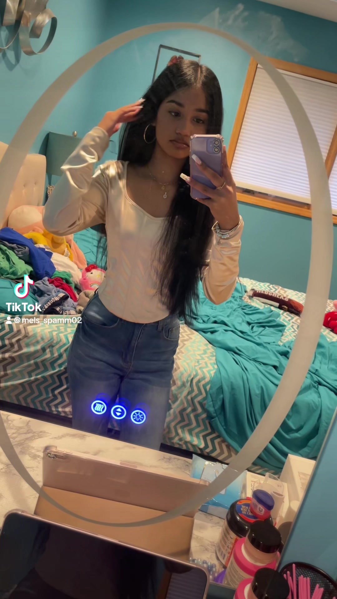 @melina