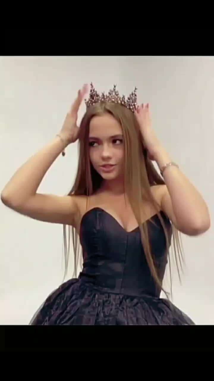 @Валя Карнавал