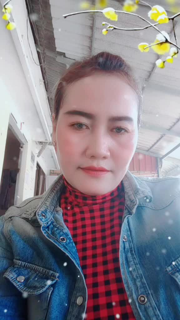 @លីណា
