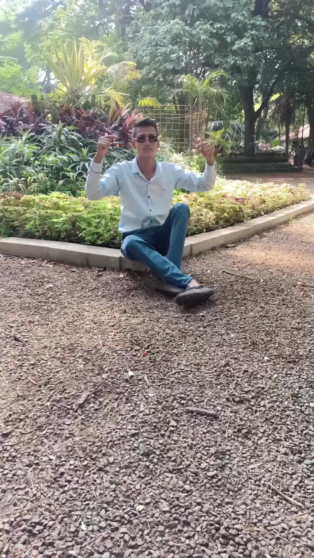 @R R creator